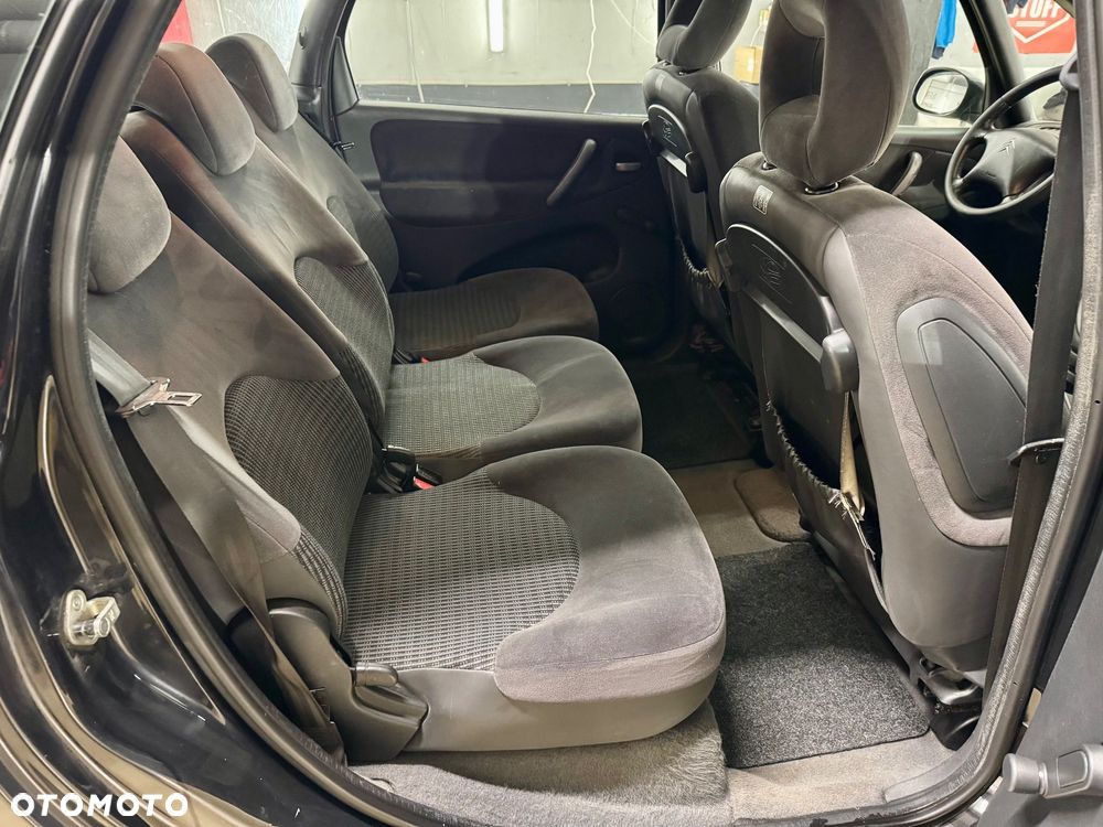 Citroën Xsara Picasso - 16