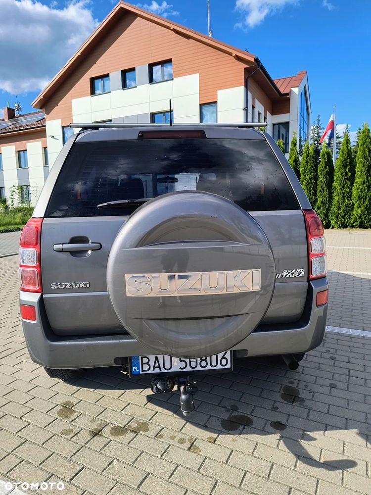 Suzuki Grand Vitara 2.0 - 3