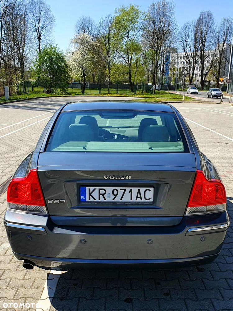 Volvo S60 2.0 T Momentum - 10