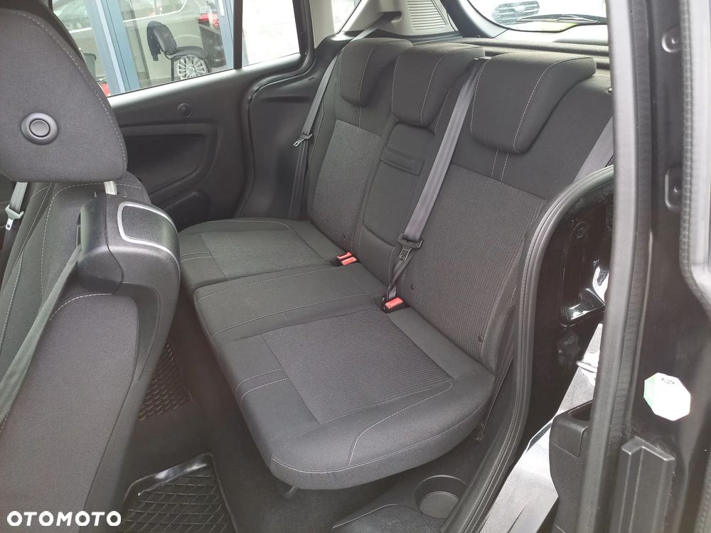 Ford C-MAX - 18