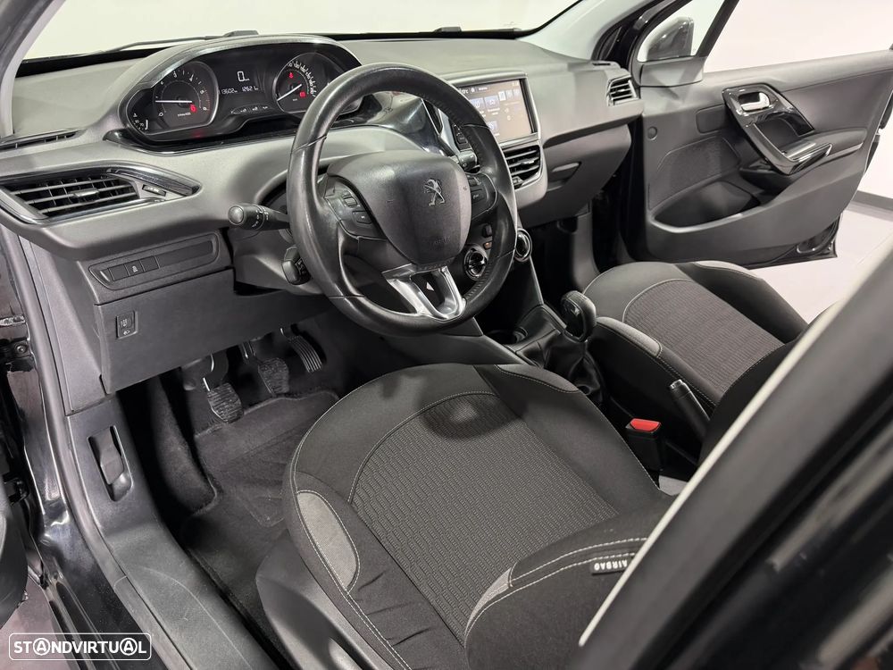 Peugeot 208 1.6 BlueHDi Style - 17