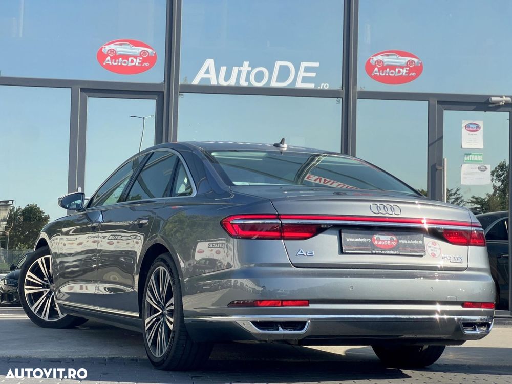 Audi A8 - 4
