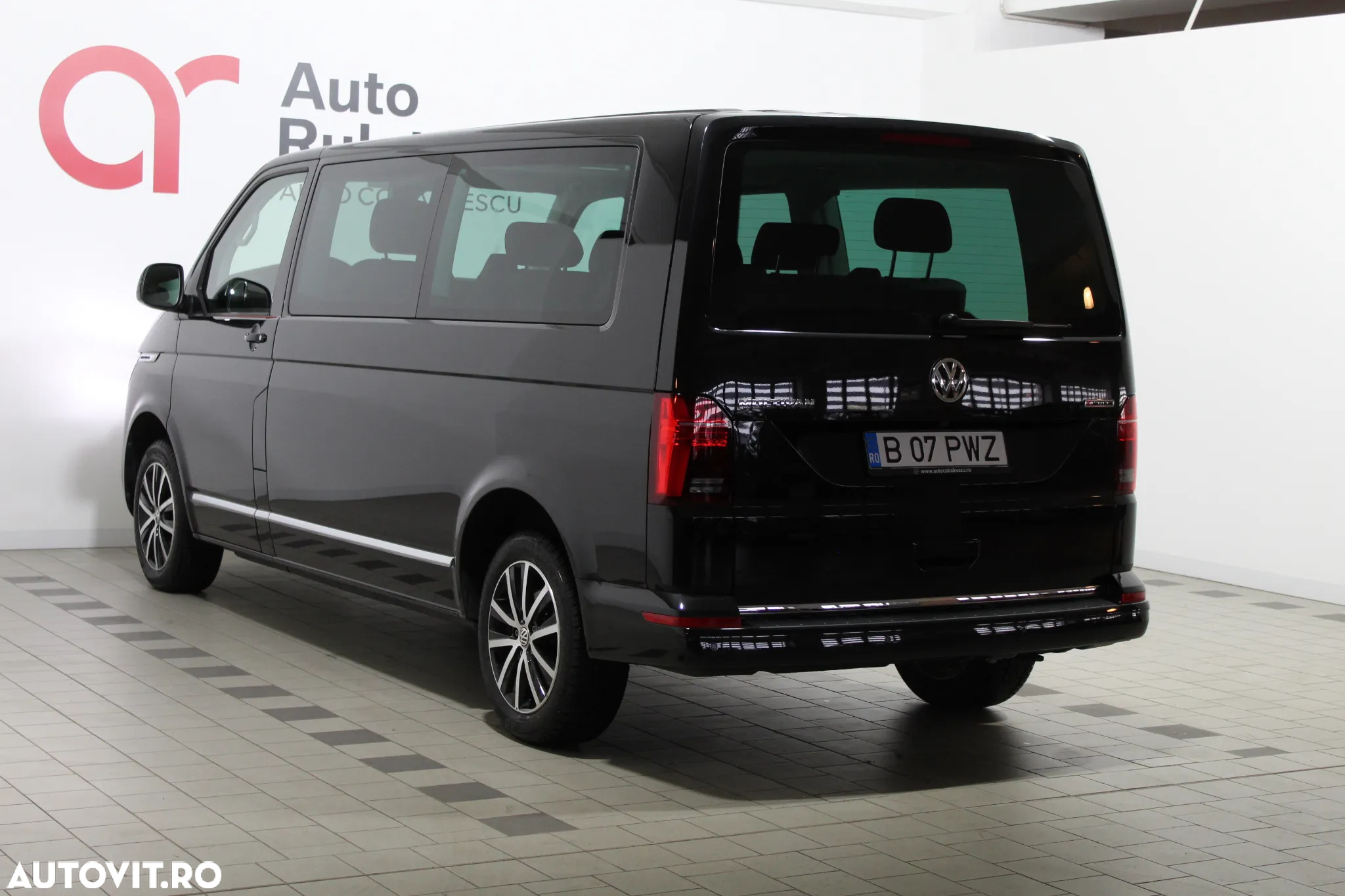 Volkswagen Multivan - 6