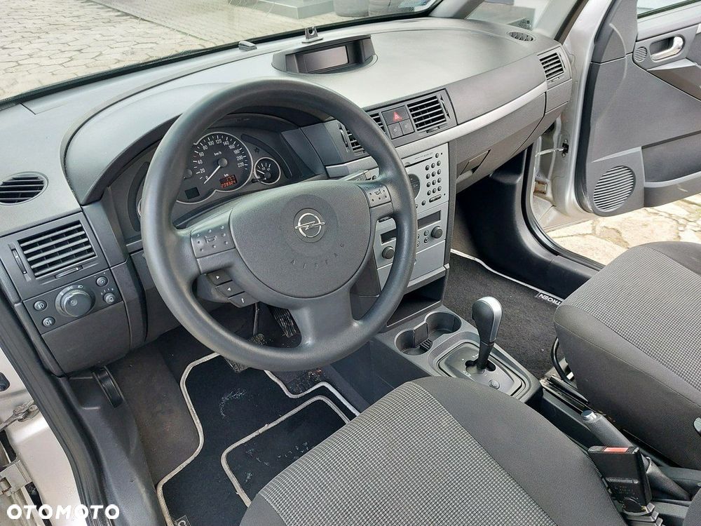Opel Meriva - 8