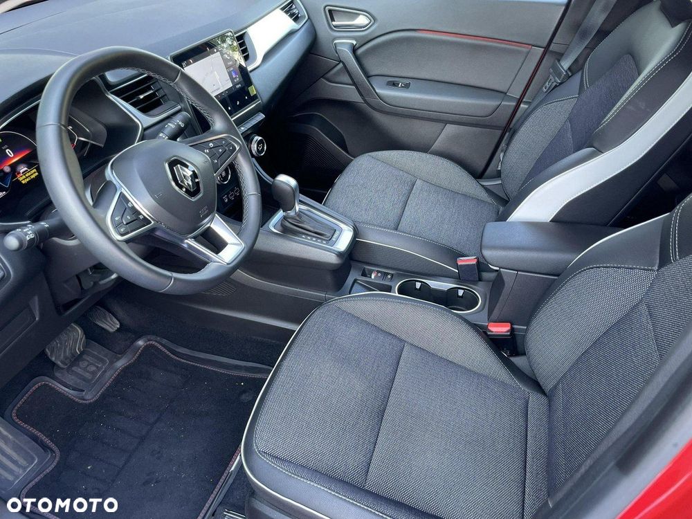 Renault Captur - 28