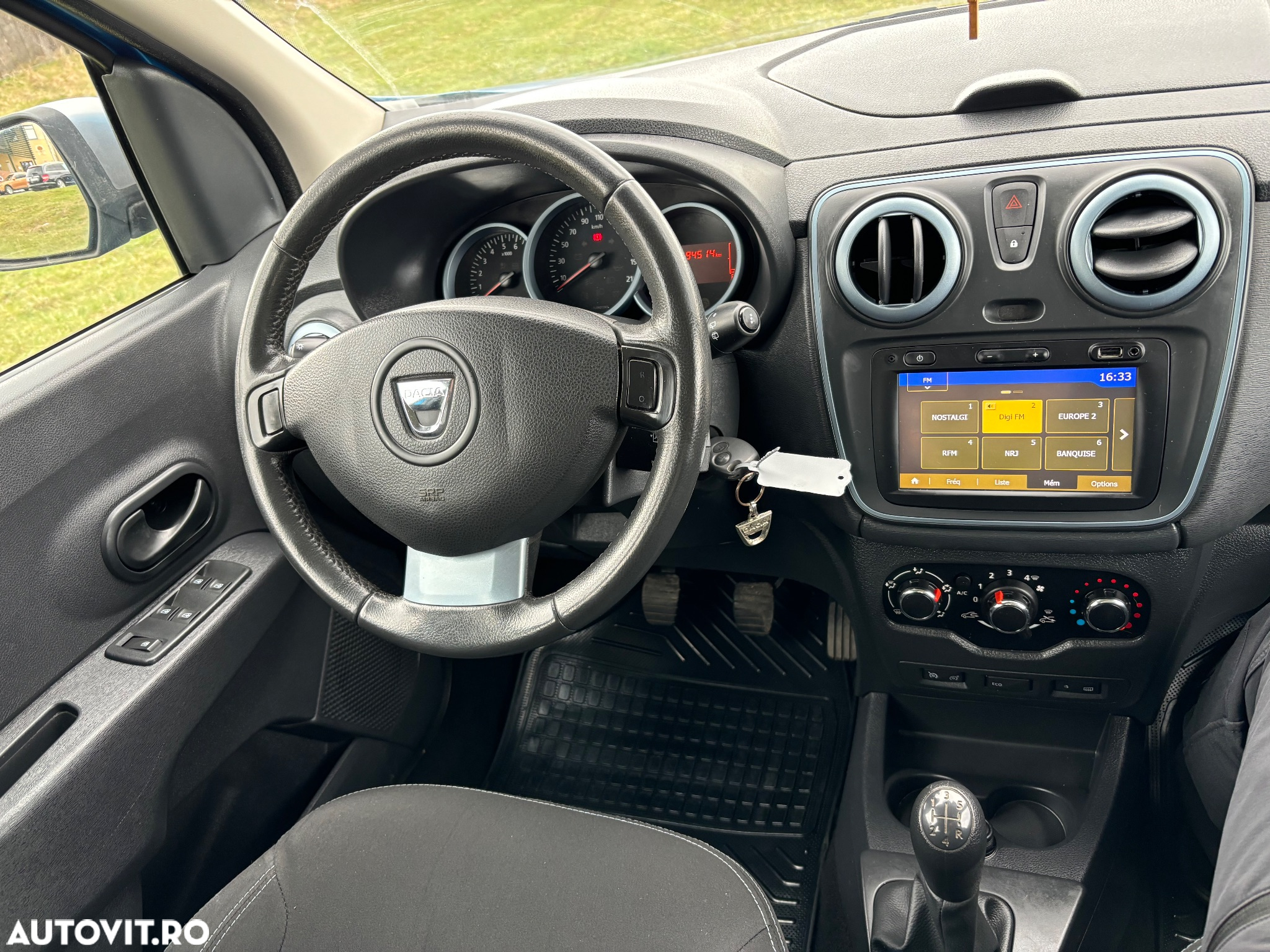 Dacia Lodgy 1.2 TCe Stepway - 27