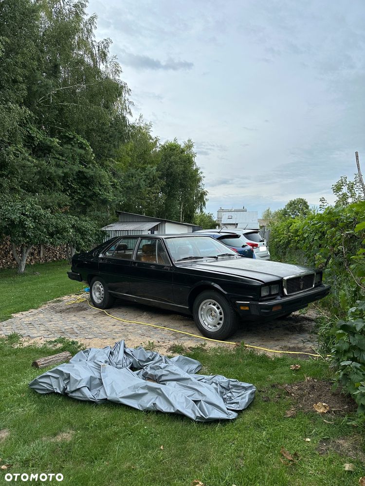 Maserati Quattroporte - 1
