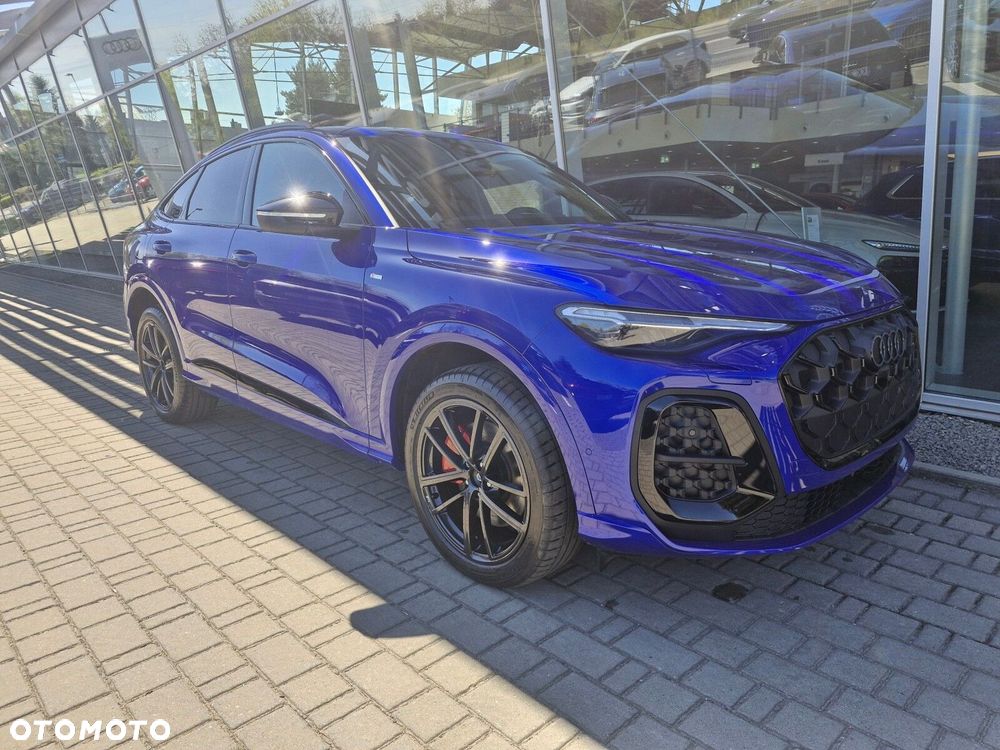 Audi Q5 Sportback - 1