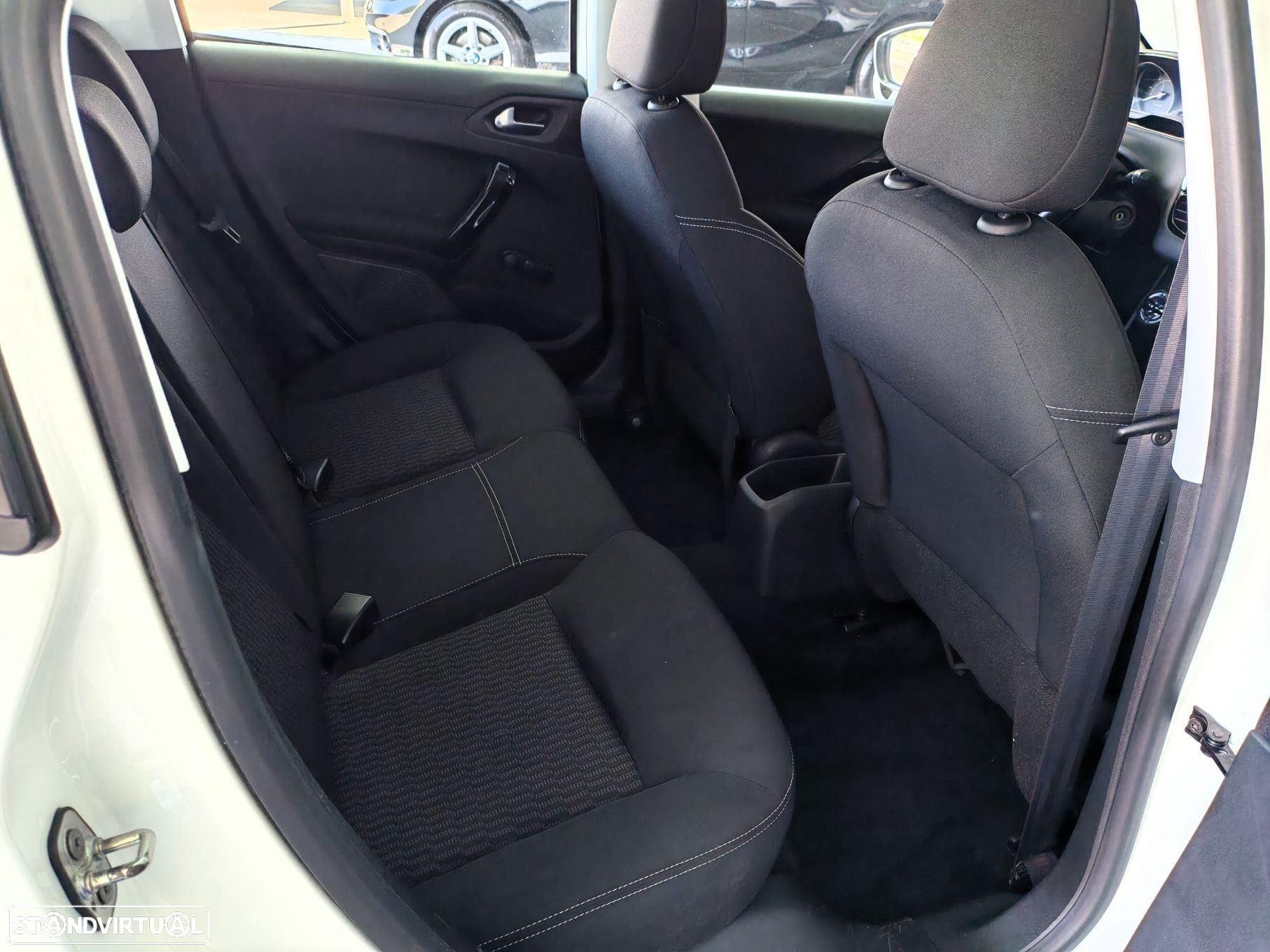 Peugeot 208 1.5 BlueHDi Active - 12