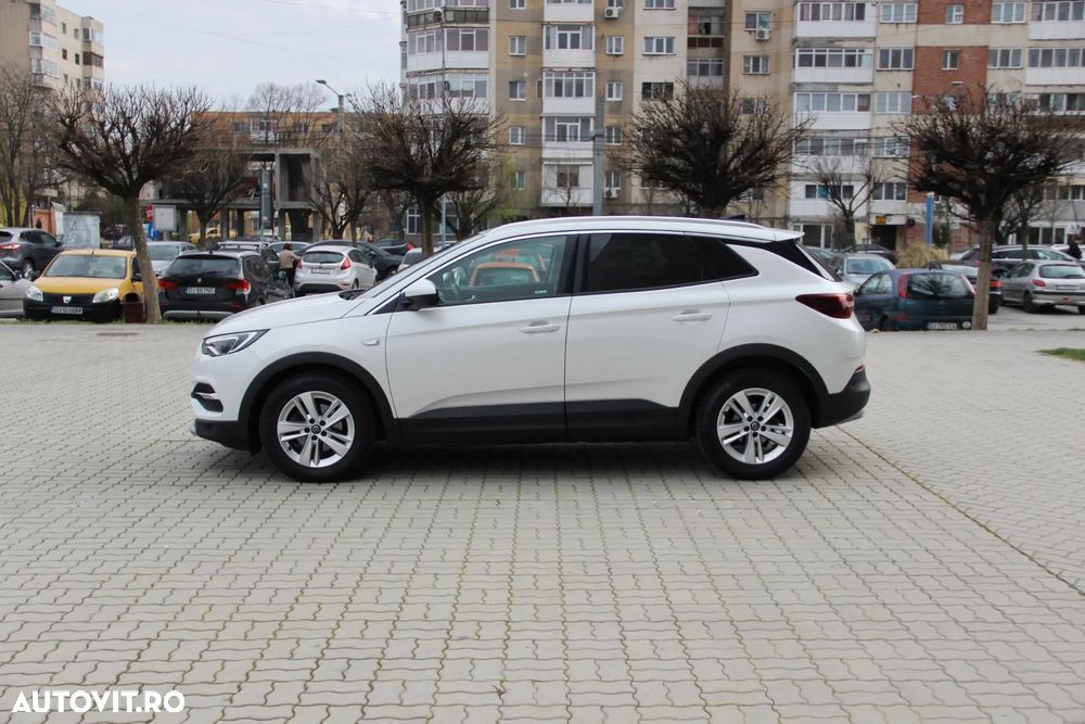 Opel Grandland X 1.2 Turbo START/STOP Elegance - 5