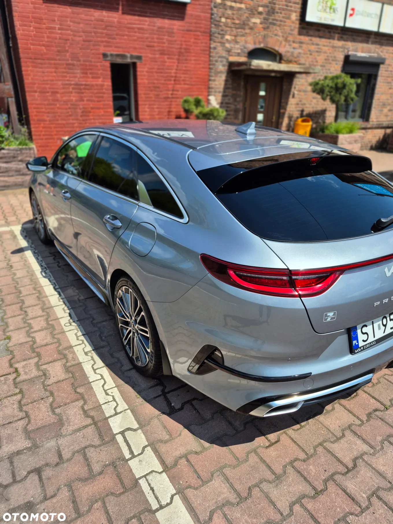 Kia ProCeed 1.5 T-GDI GT Line DCT - 9