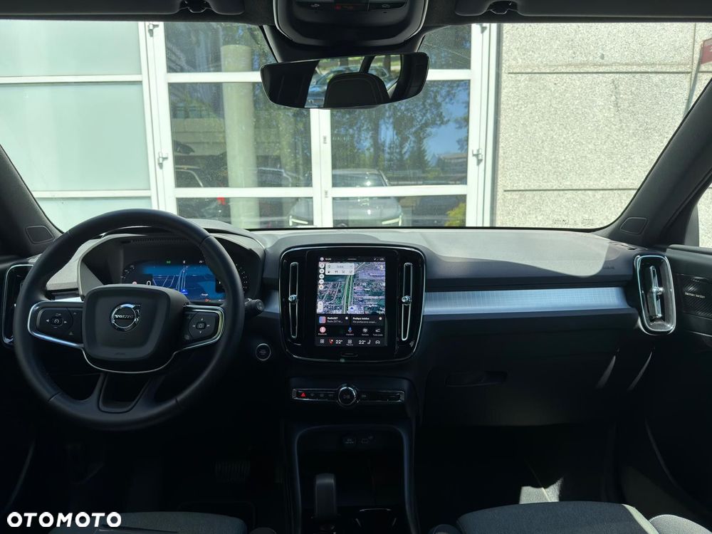 Volvo XC 40 - 32