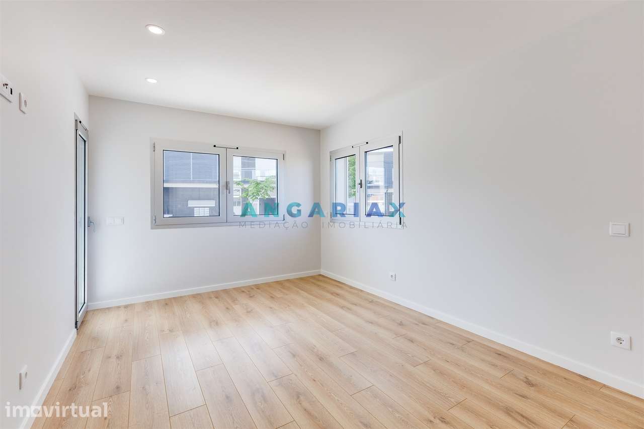 ANG1614 - Apartamento T1 para Venda em Marrazes,  Leiria - Grande imagem: 2/28