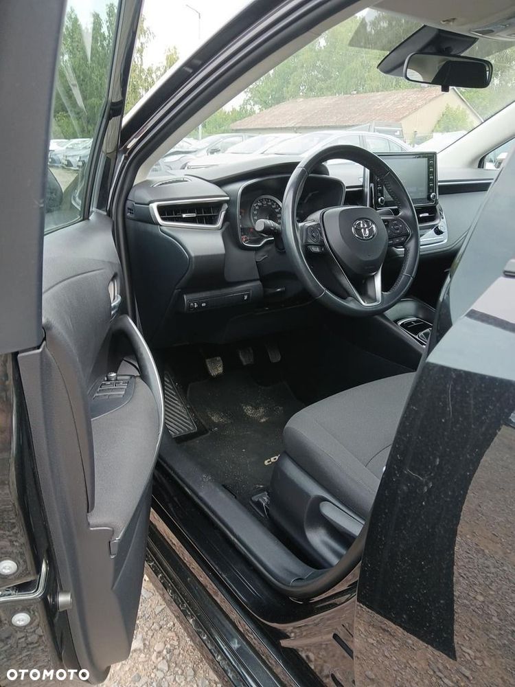 Toyota Corolla - 17