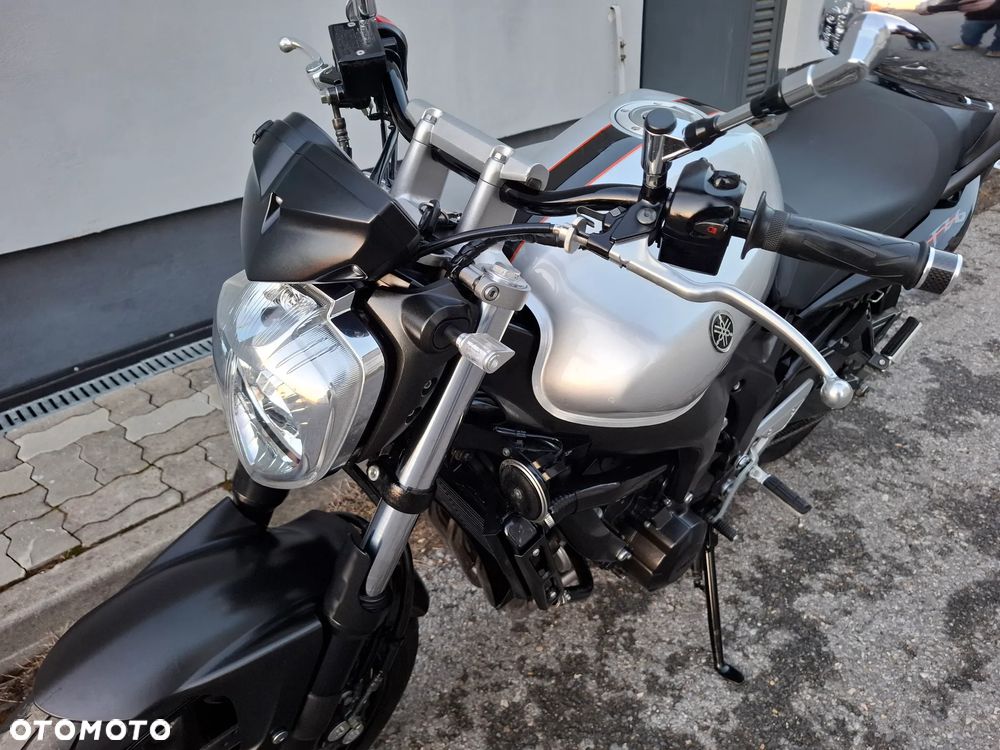 Yamaha FZ6 - 22