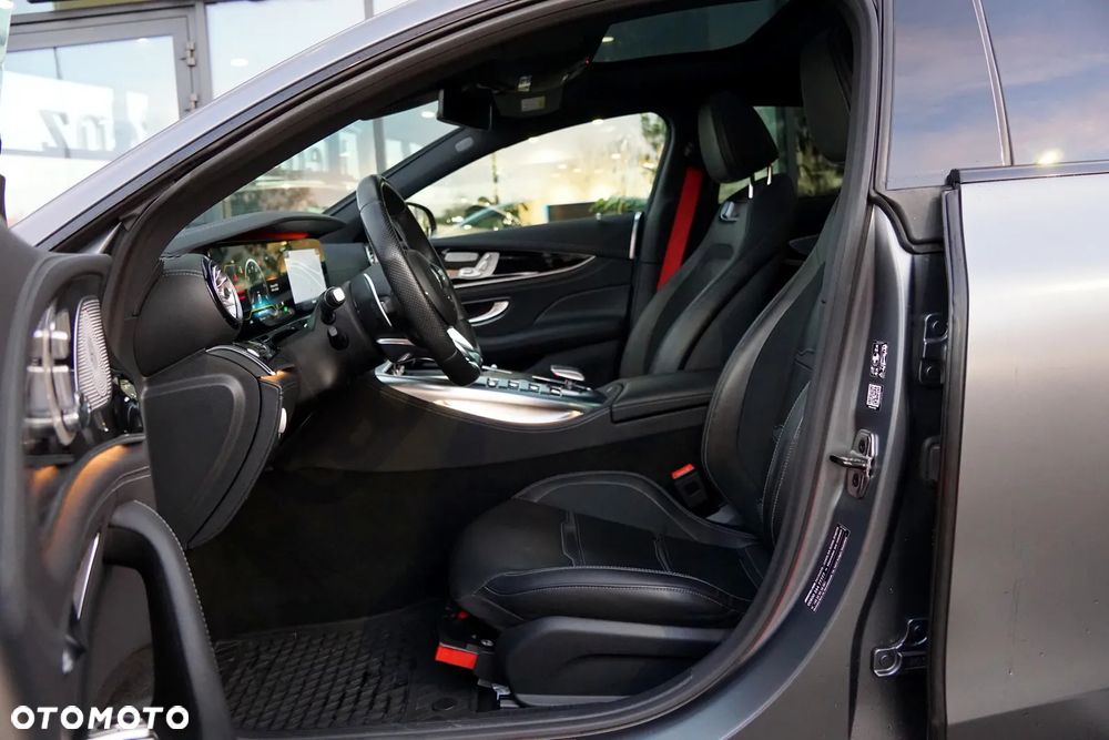 Mercedes-Benz AMG GT 43 4-Matic+ - 13