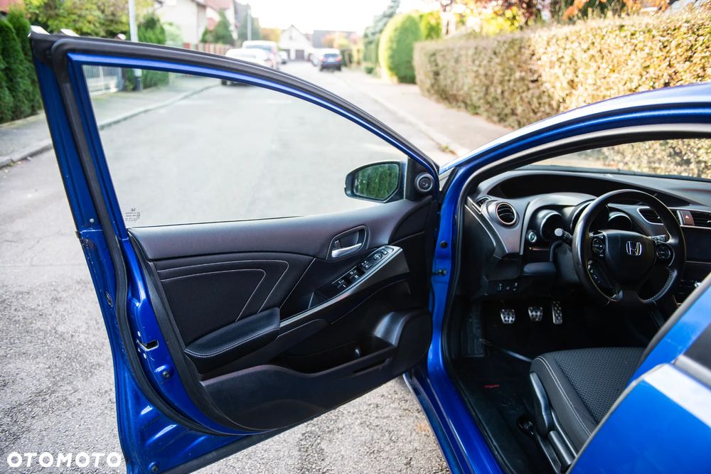 Honda Civic 1.8 i-VTEC Elegance - 17