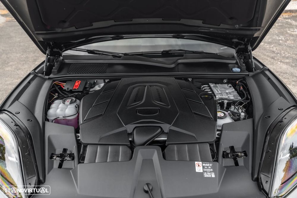 Porsche Cayenne E-Hybrid - 11