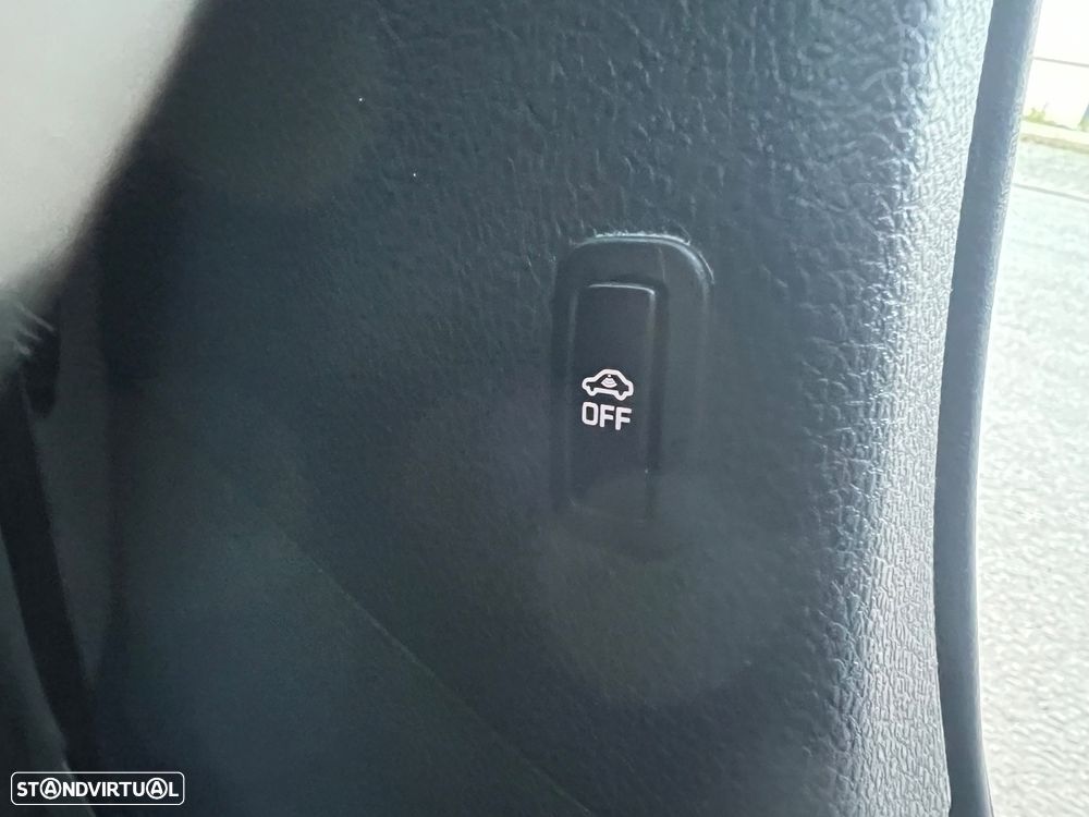 VW Golf 1.6 TDi Highline - 36