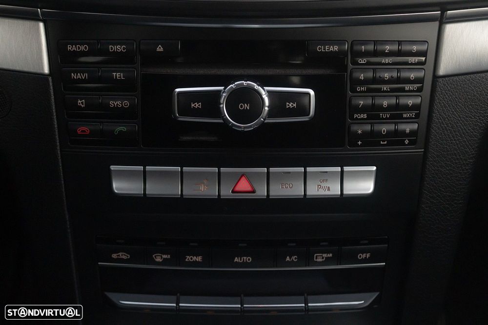 Mercedes-Benz E 220 CDi BlueEfficiency Auto - 11