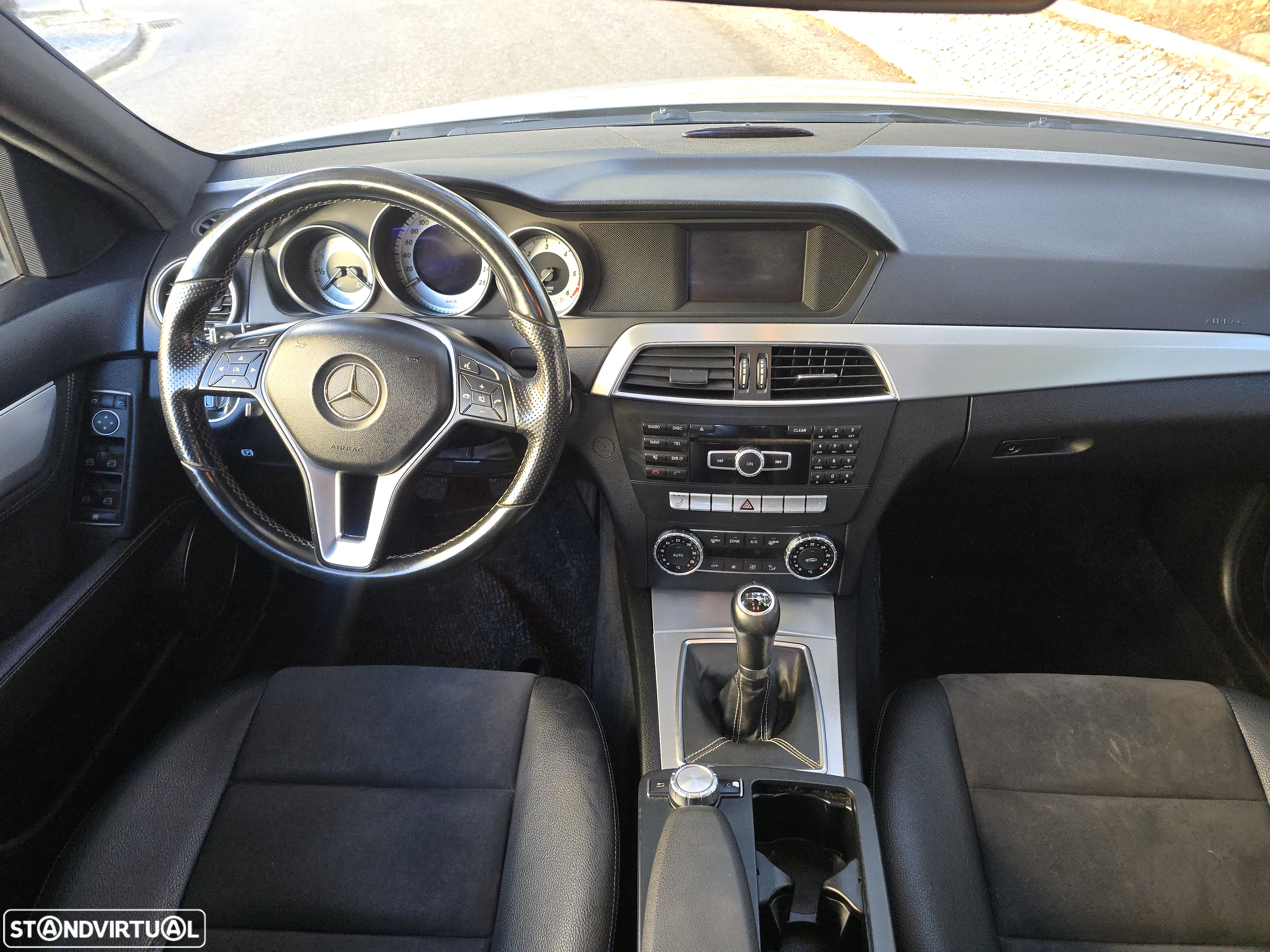 Mercedes-Benz C 220 BlueTEC AMG Line - 12
