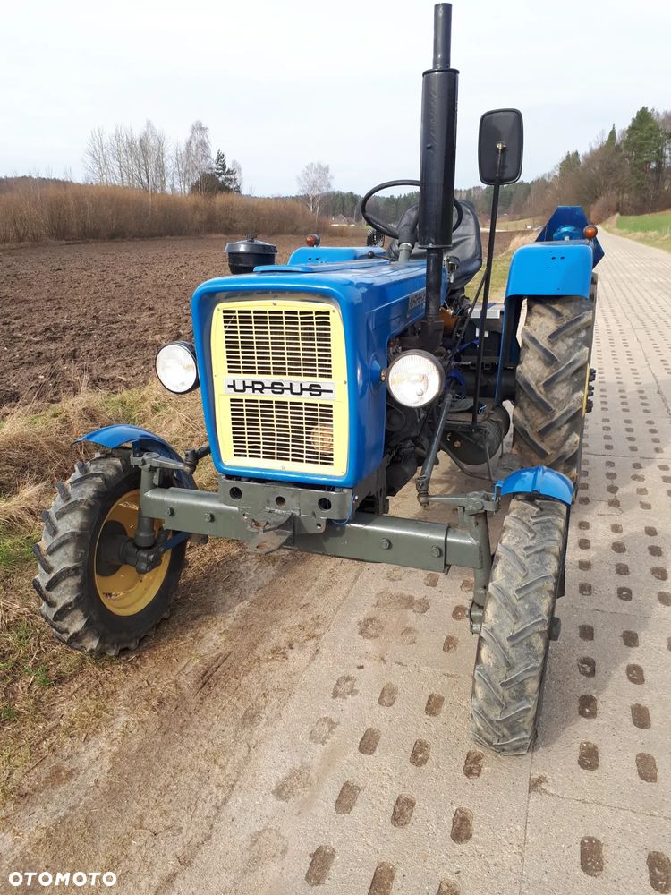 Ursus C330M - 1