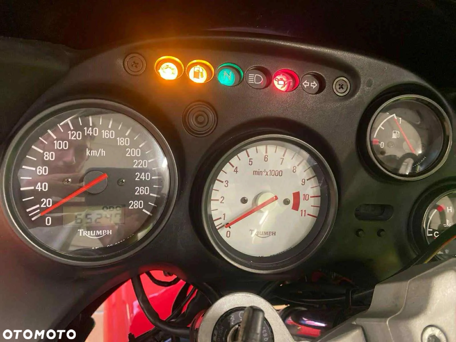 Triumph Sprint - 4