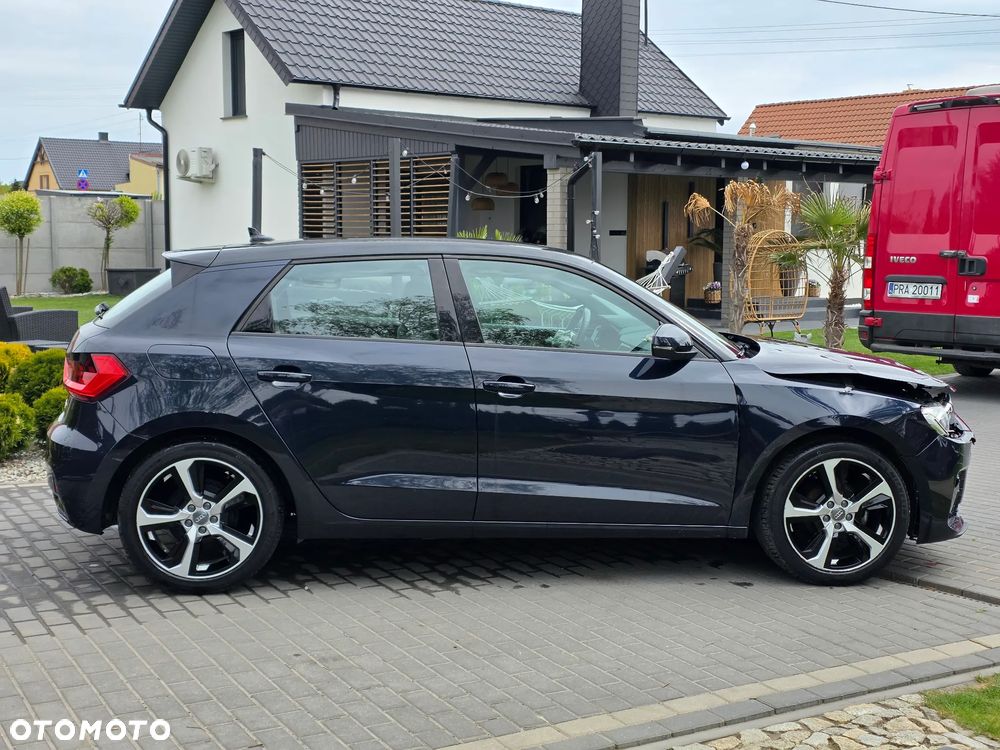 Audi A1 Sportback 25 TFSI S tronic - 4