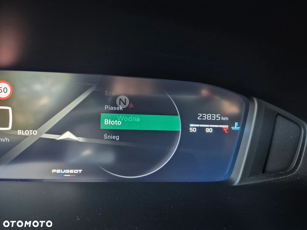 Peugeot 2008 1.2 PureTech Allure Pack S&S - 31