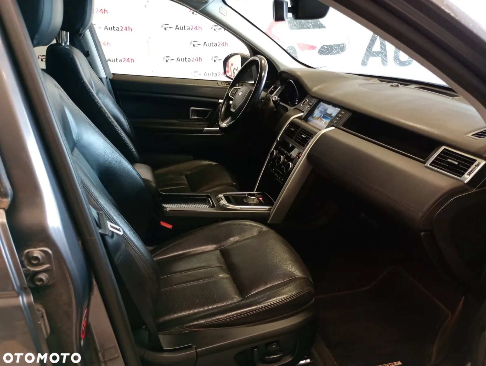 Land Rover Discovery Sport 2.0 TD4 HSE - 8