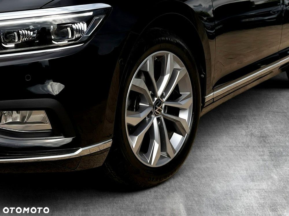 Volkswagen Passat - 10
