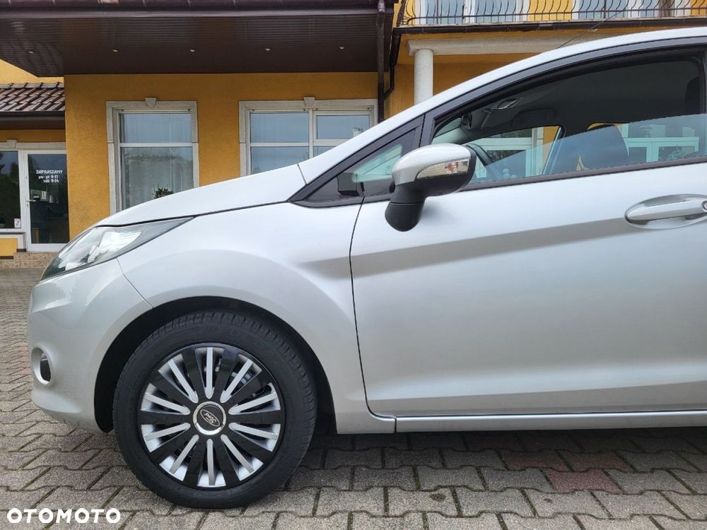 Ford Fiesta - 35