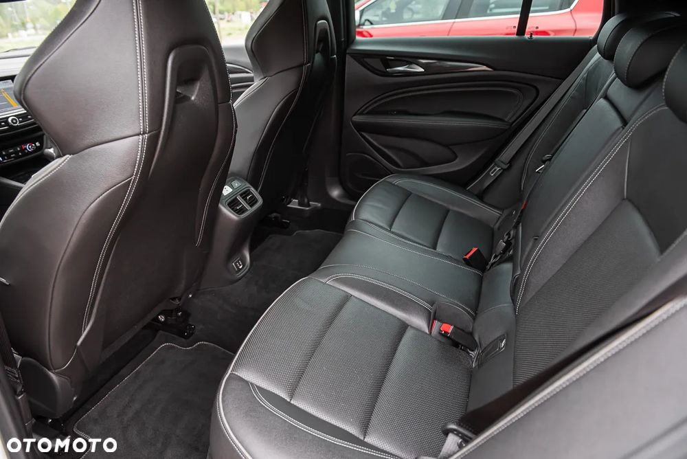 Opel Insignia - 29
