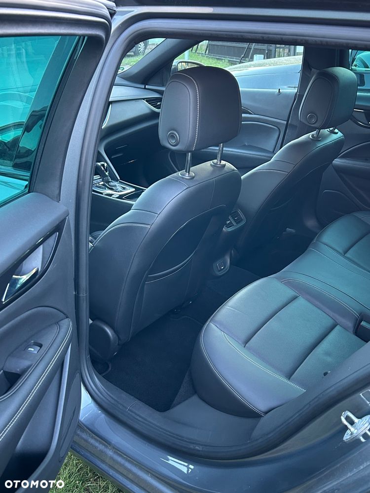 Opel Insignia 2.0 CDTI 4x4 Business Elegance S&S - 20