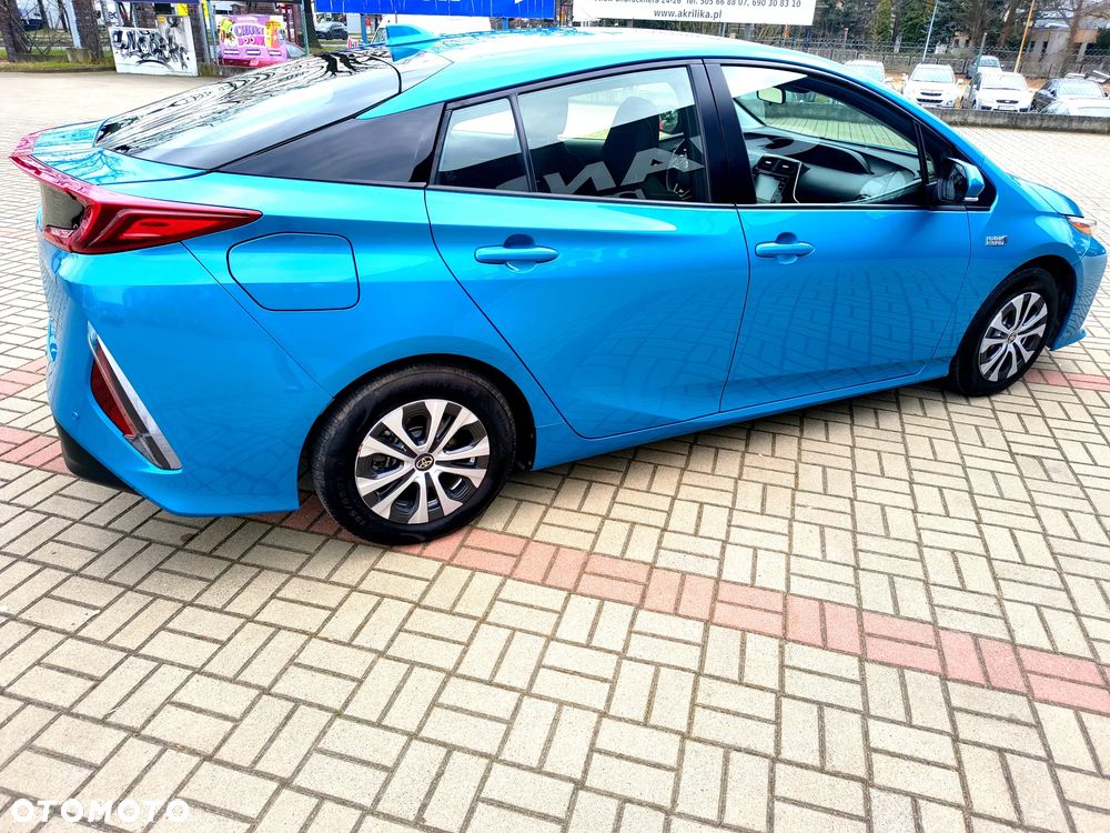 Toyota Prius (Hybrid) Comfort - 7