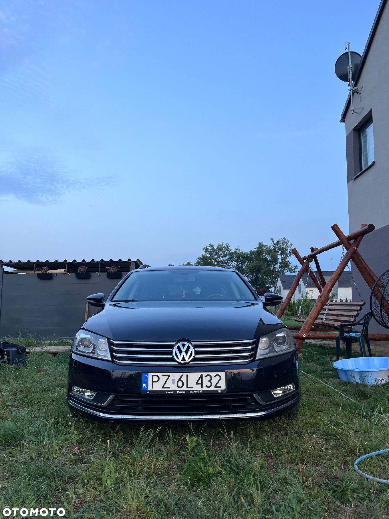 Volkswagen Passat - 1