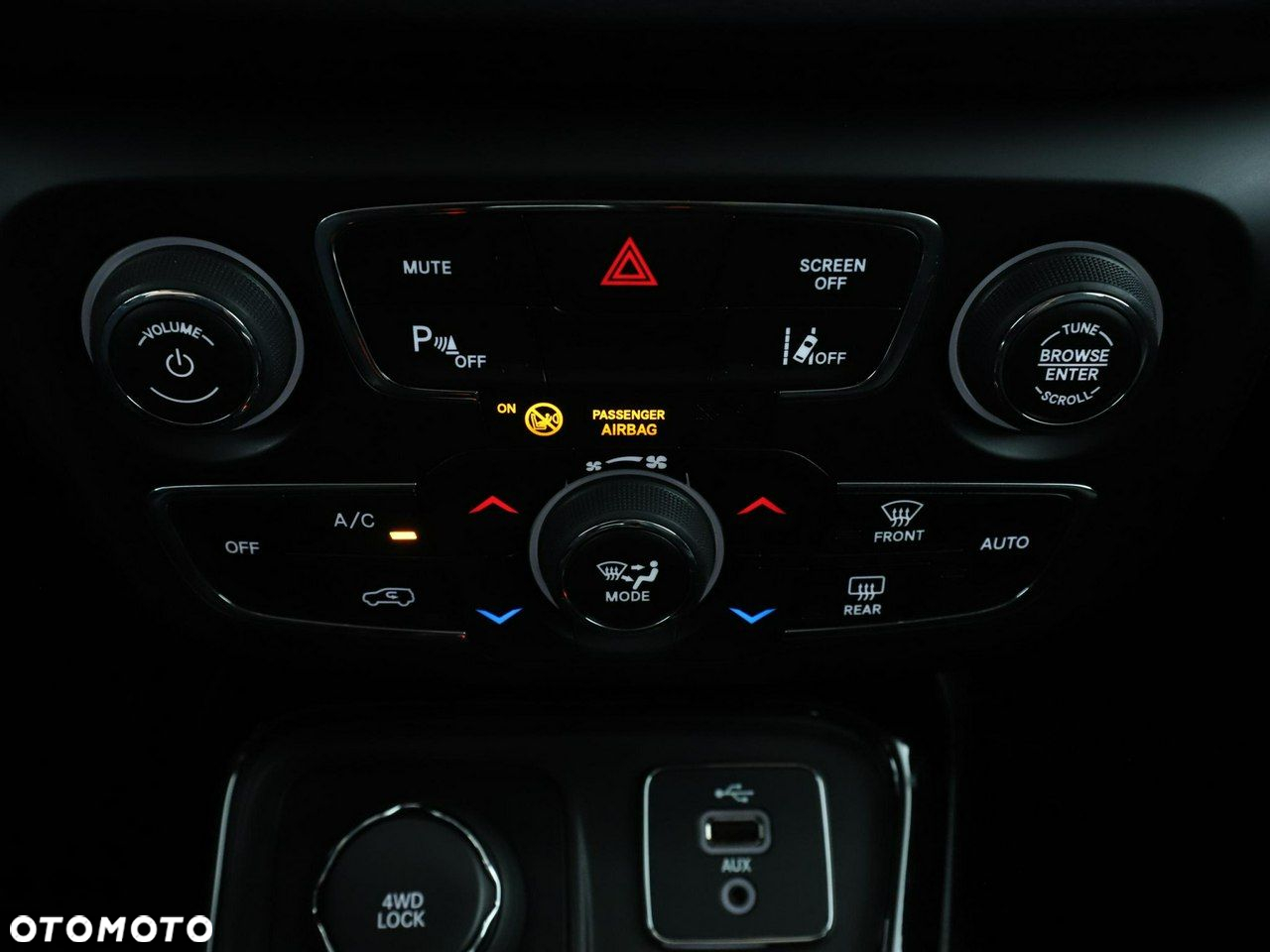 Jeep Compass 1.4 TMair Limited 4WD S&S - 24