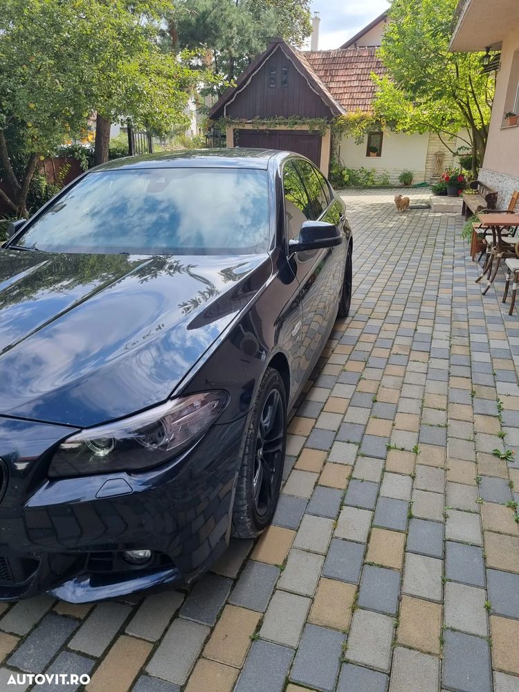 BMW Seria 5 520d xDrive AT - 3