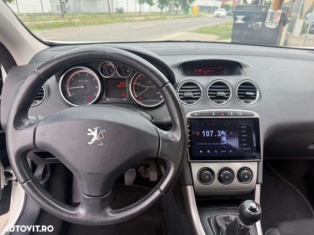 Peugeot 308 1.6 E Premium - 7