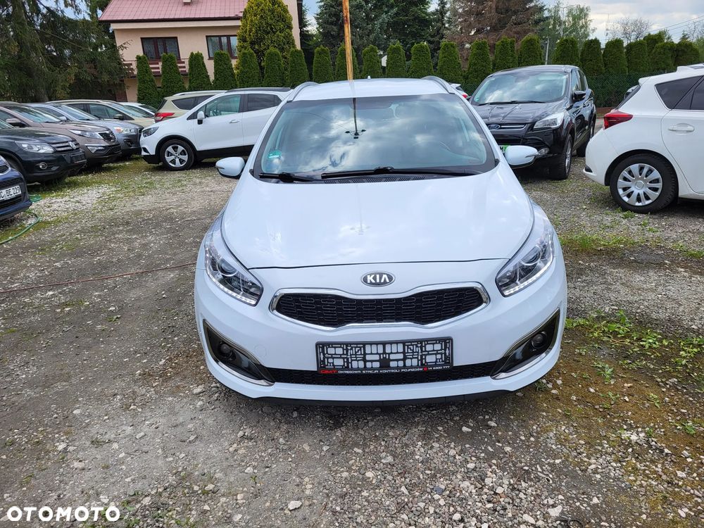 Kia Ceed 1.6 GDI L Business Line DCT - 2