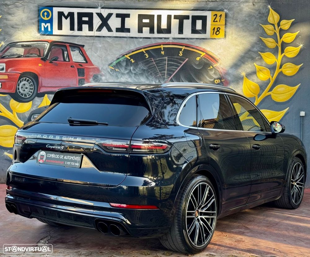 Porsche Cayenne S - 5