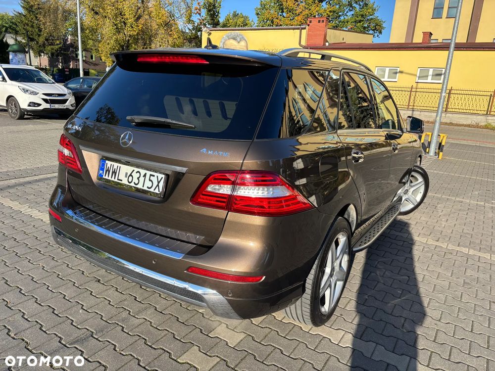 Mercedes-Benz ML 400 4MATIC 7G-TRONIC - 14