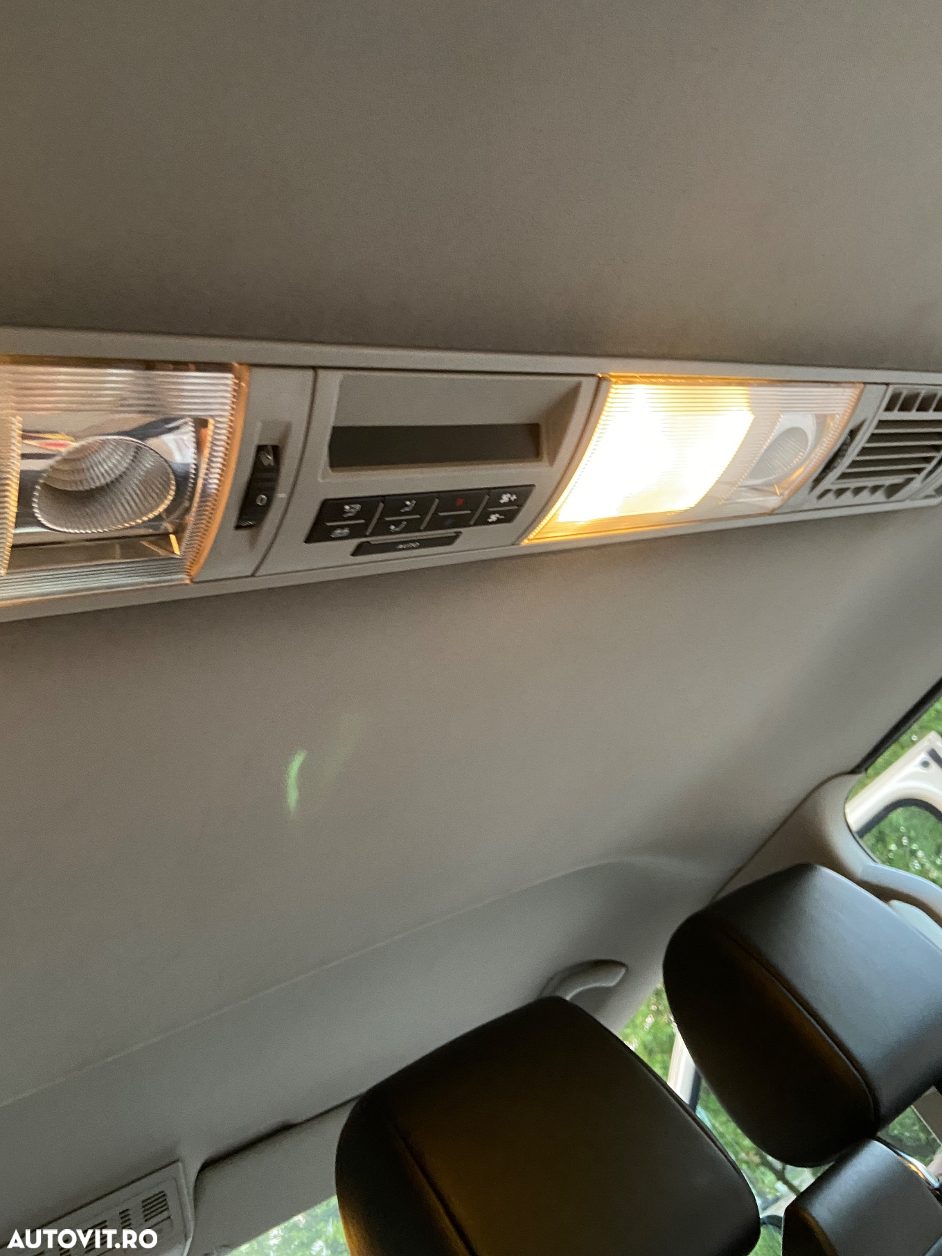 Volkswagen Caravelle T6.1 2.0 TDI 110 kW LR Comfortline 4M - 10