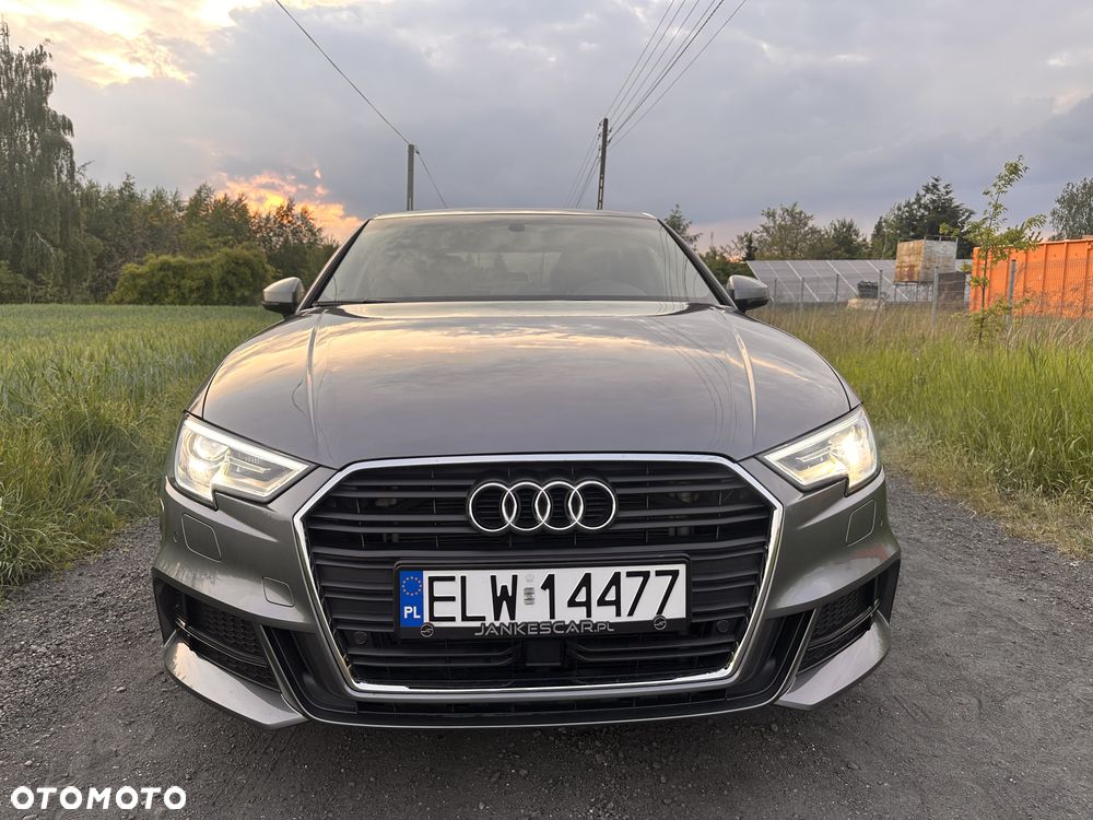 Audi A3 Limousine 2.0 TFSI quattro S tronic design - 4