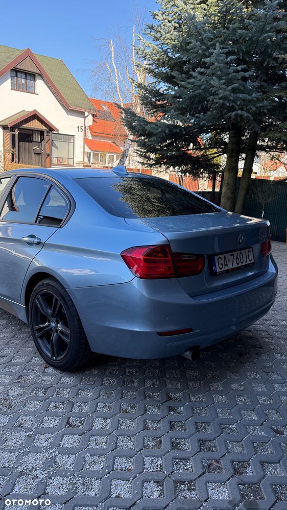 BMW Seria 3 - 26