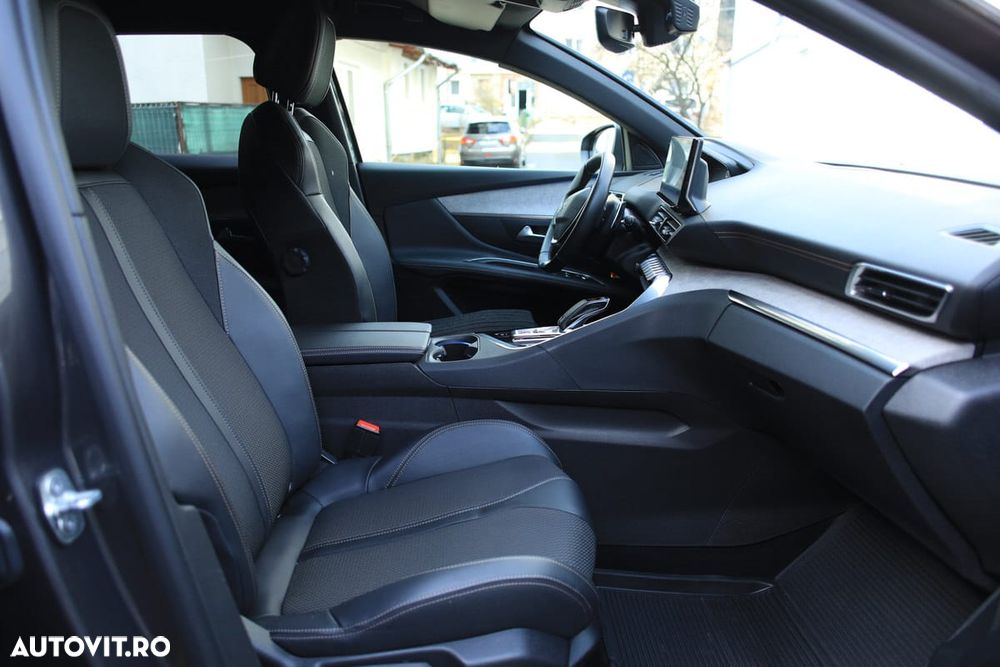 Peugeot 3008 1.2 PureTech 130 EAT8 GT - 23