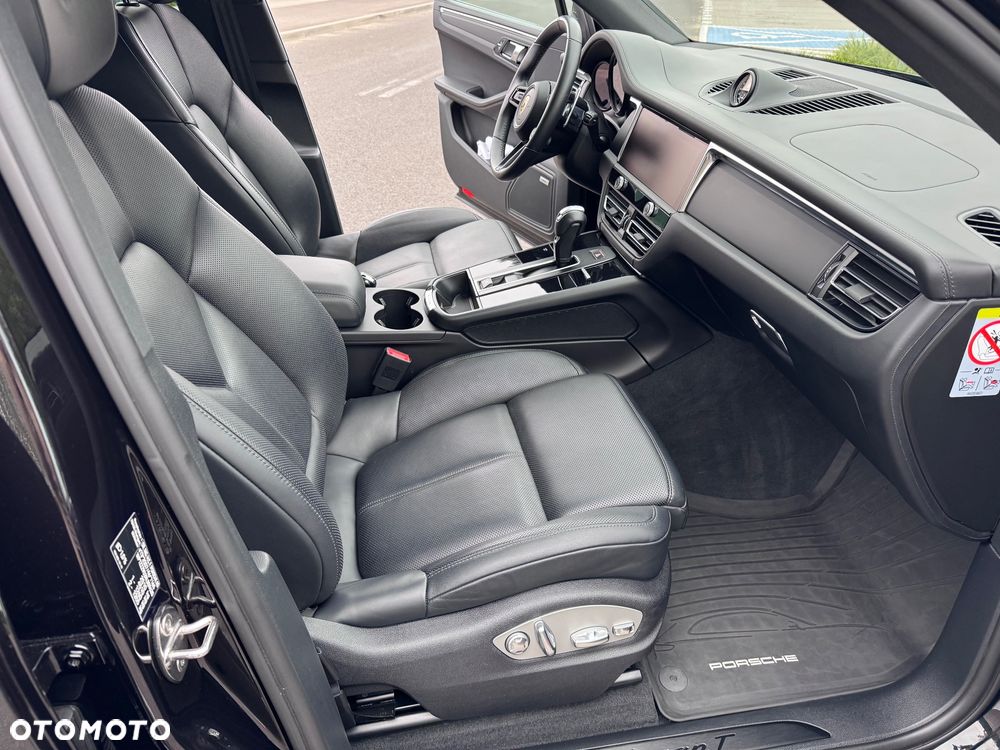 Porsche Macan T - 14