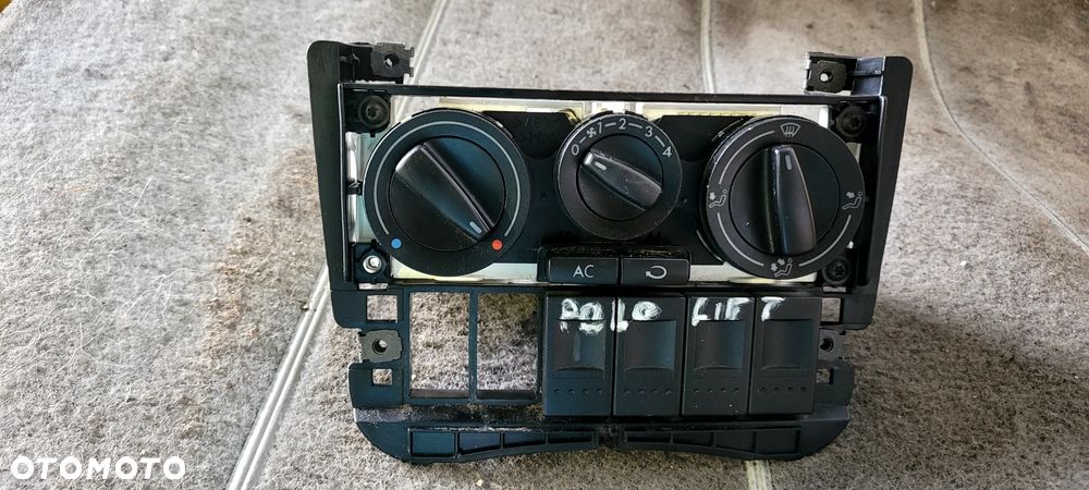panel nawiewu volkswagen polo III lift - 1