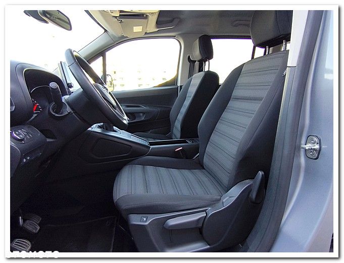 Opel Combo 1.5 D 75kW GS - 28