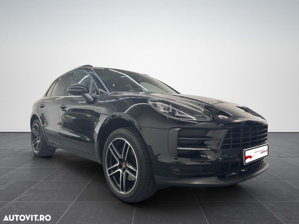 Porsche Macan Standard - 3